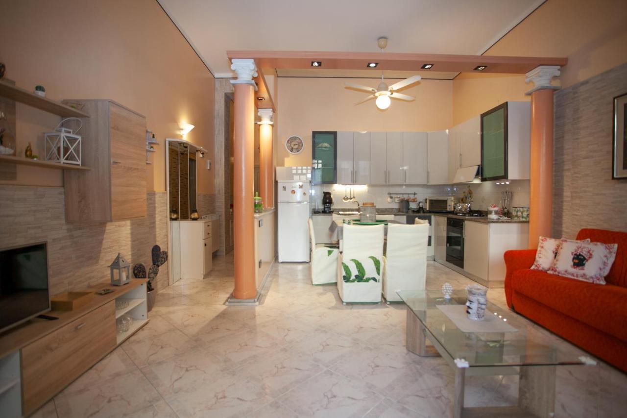 Ferienwohnung Casa Rosamaria Giardini-Naxos Exterior foto
